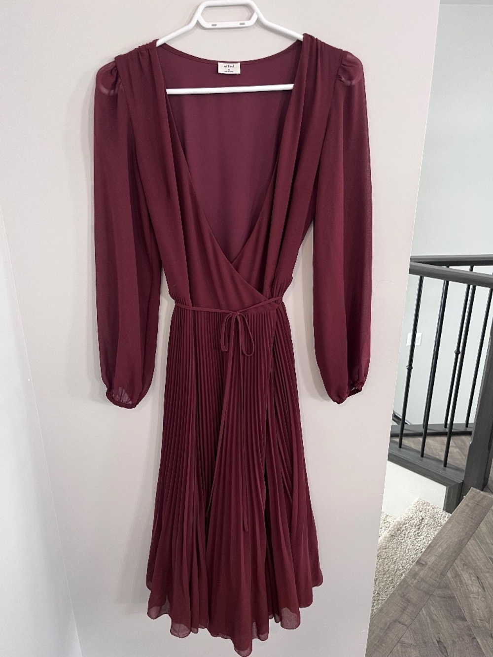 Aritzia wilfred beaune wrap midi dress burgundy XS